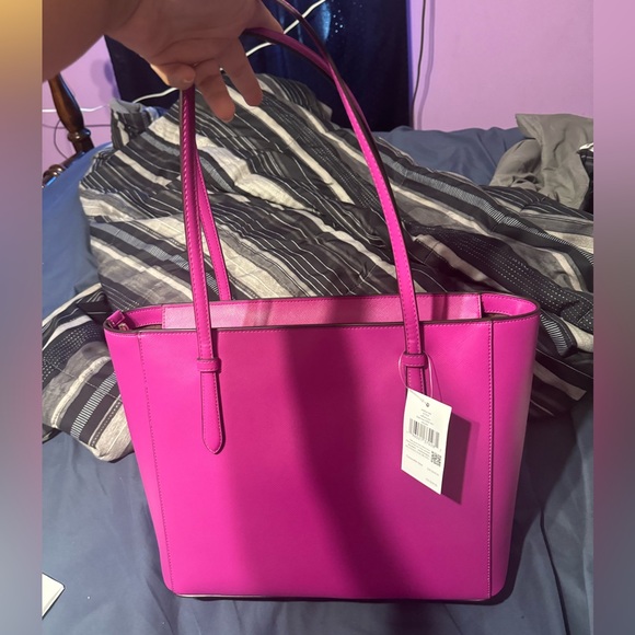 Kate Spade tote - Picture 3 of 5